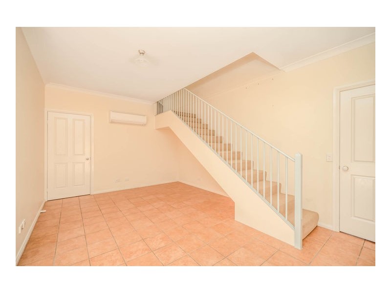 13A Crest Road, Armidale NSW 2350