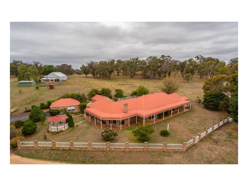 1014 Boorolong Road, Armidale NSW 2350