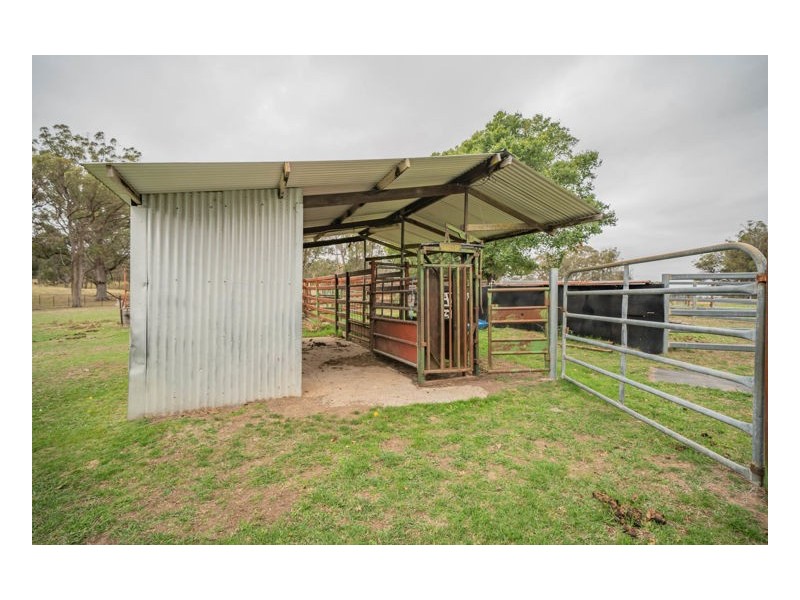 1014 Boorolong Road, Armidale NSW 2350