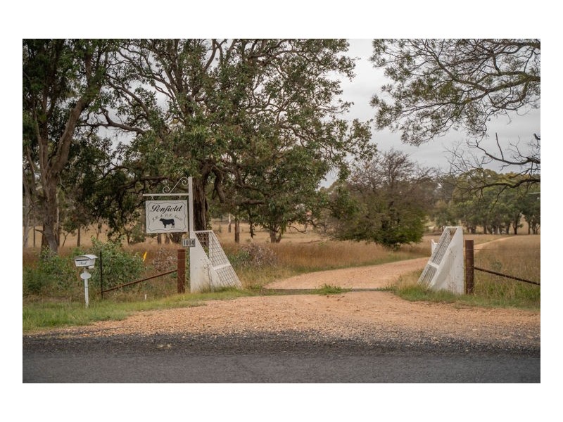 1014 Boorolong Road, Armidale NSW 2350