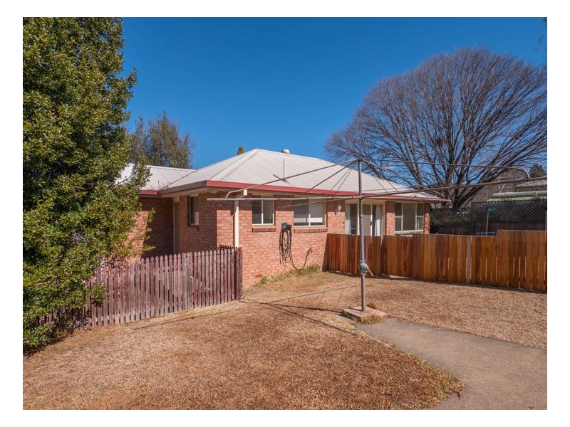 10 Kelly Avenue, Armidale NSW 2350