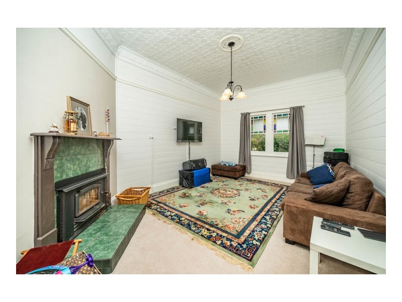 1 King Street, Uralla NSW 2358