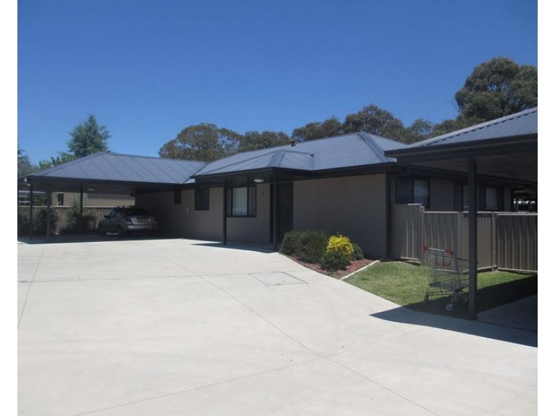 1/8-10 Grills Place, Armidale NSW 2350