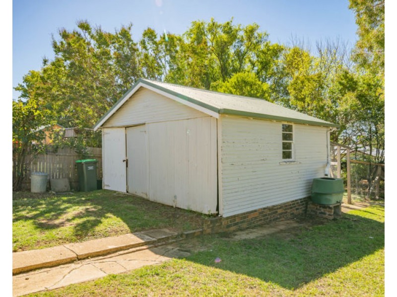 31 Hargrave Street, Armidale NSW 2350