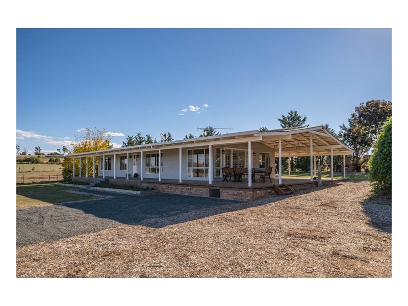 718 Old Gostwyck Road, Armidale NSW 2350