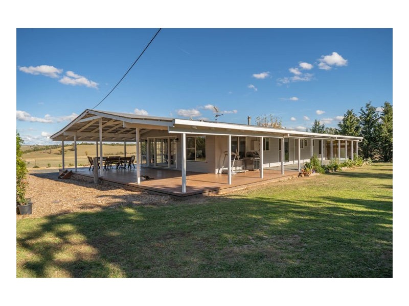 718 Old Gostwyck Road, Armidale NSW 2350