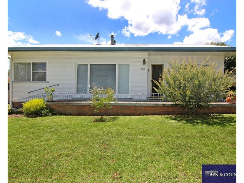 109 Niagara Street, Armidale NSW 2350