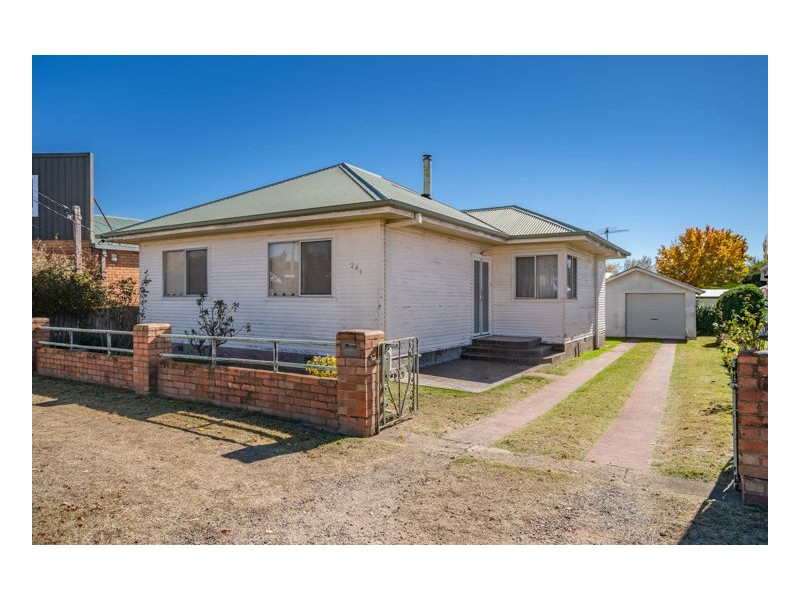 249 Dumaresq Street, Armidale NSW 2350