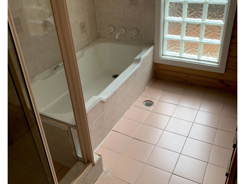 14 Holmes Avenue, Armidale NSW 2350