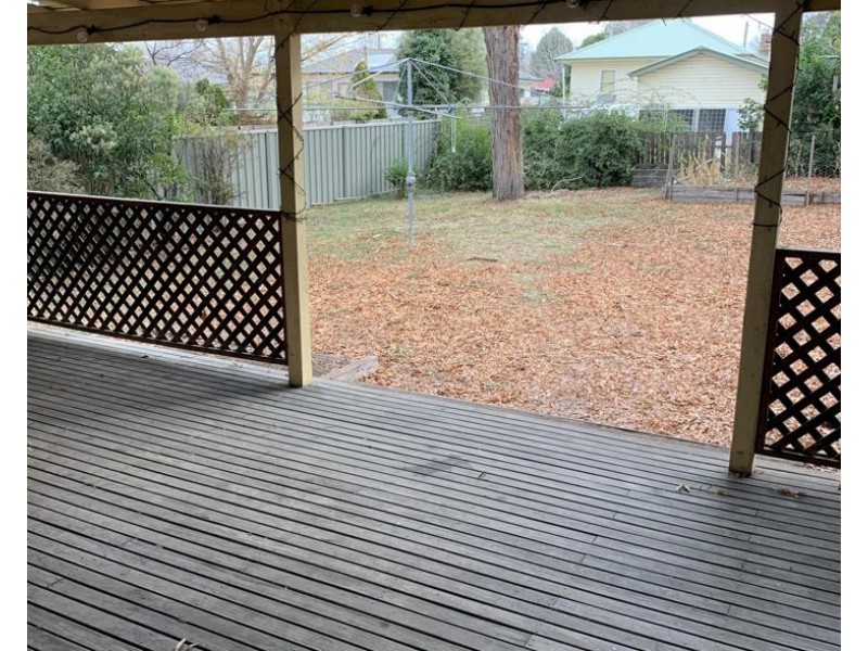 14 Holmes Avenue, Armidale NSW 2350