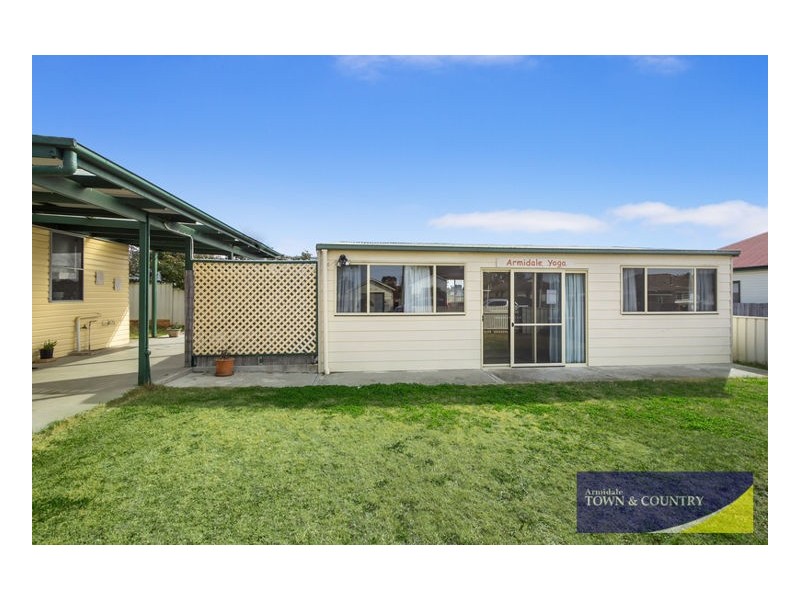 100 Golgotha Street, Armidale NSW 2350