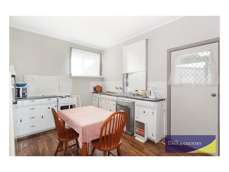 100 Golgotha Street, Armidale NSW 2350