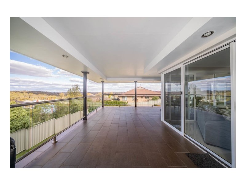 12 McCarthy Crescent, Armidale NSW 2350