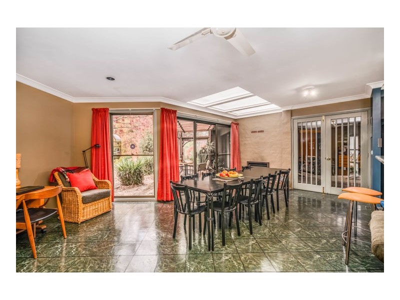 21 Burgess Street, Armidale NSW 2350