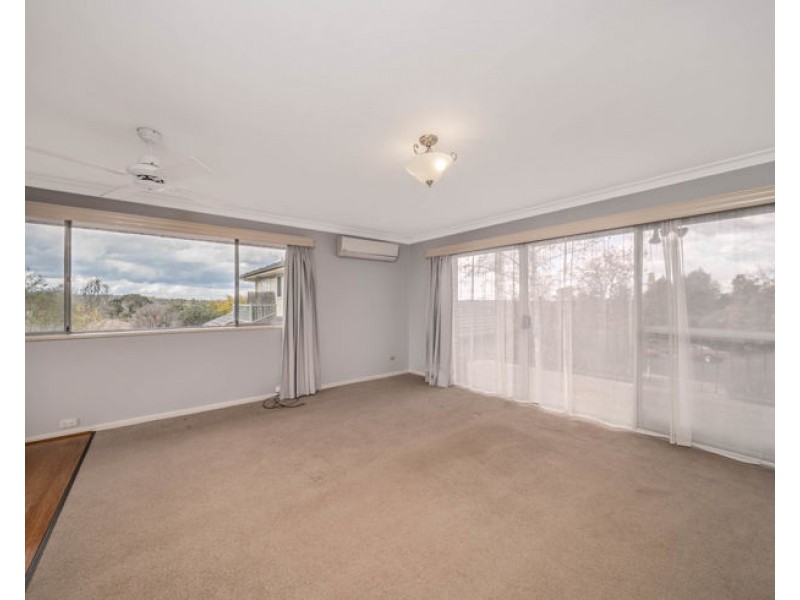 19 Richardson Avenue, Armidale NSW 2350