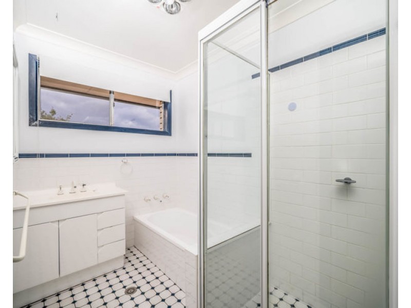 19 Richardson Avenue, Armidale NSW 2350