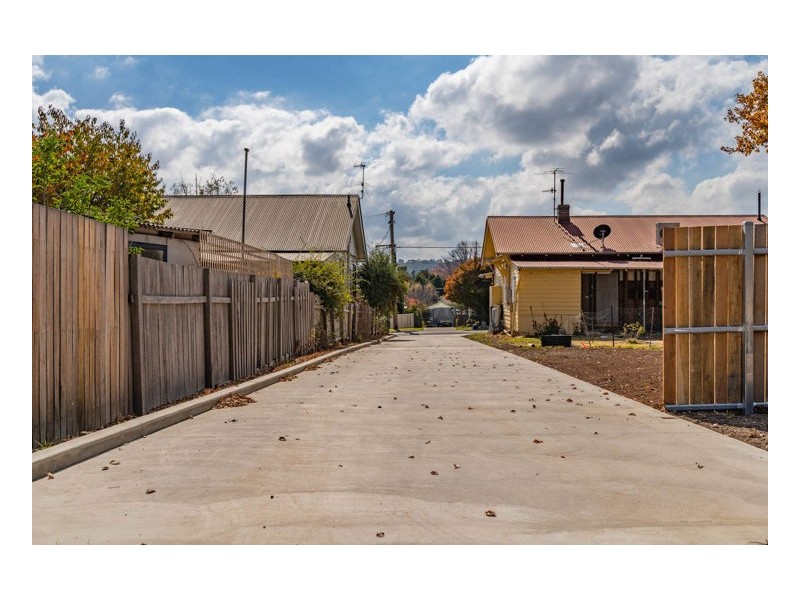 156a Brown Street, Armidale NSW 2350