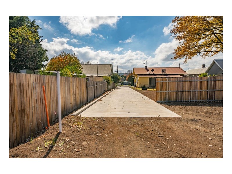 156a Brown Street, Armidale NSW 2350