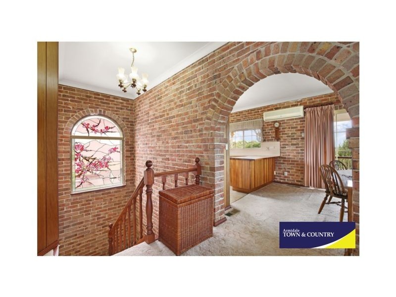 1 Cotterell Place, Armidale NSW 2350