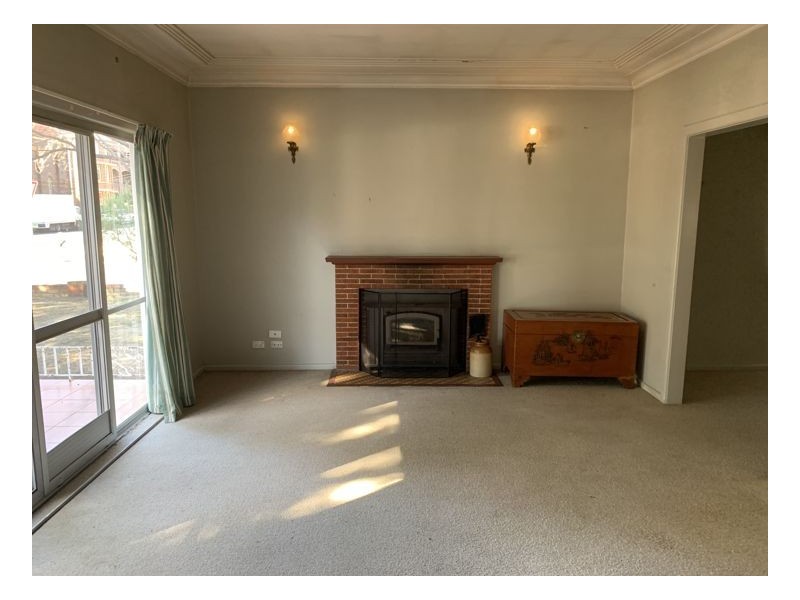 122 Barney Street, Armidale NSW 2350