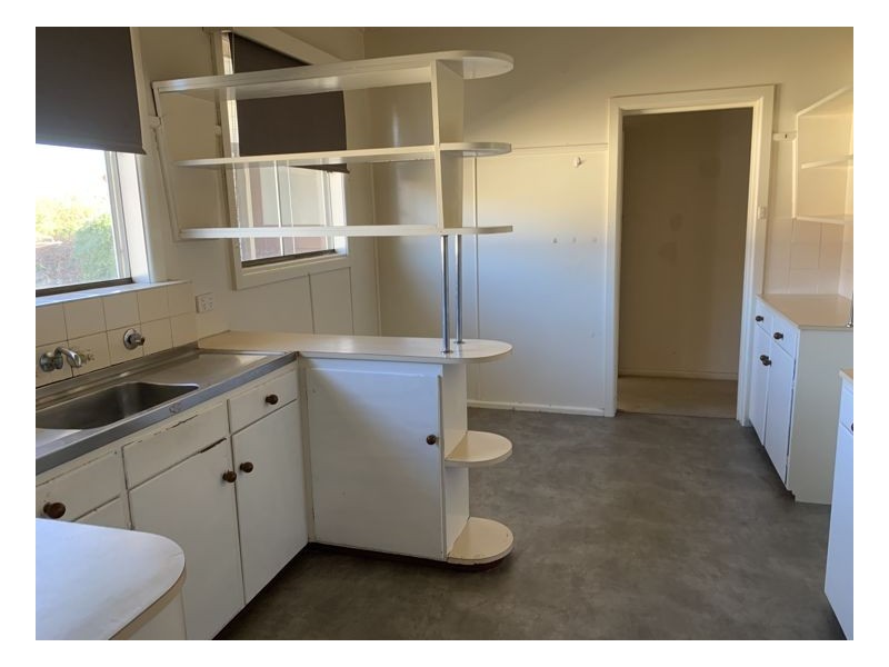 122 Barney Street, Armidale NSW 2350