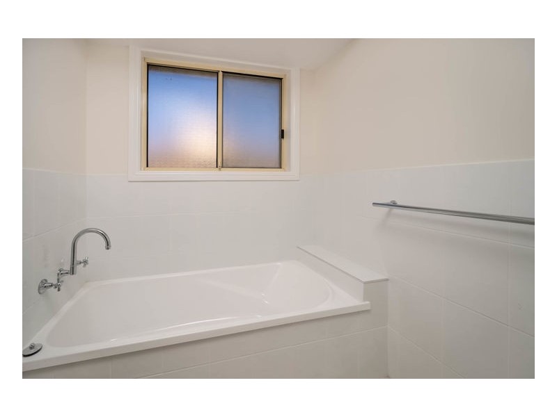 113 Fittler Close, Armidale NSW 2350