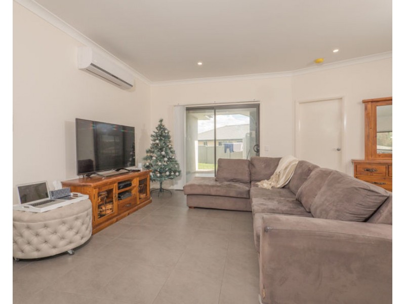 2 Beatrice Close, Armidale NSW 2350