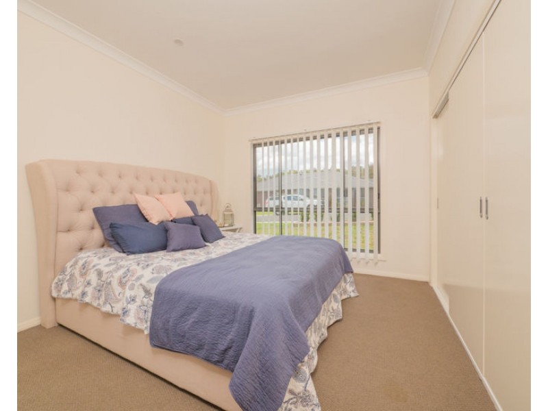 2 Beatrice Close, Armidale NSW 2350