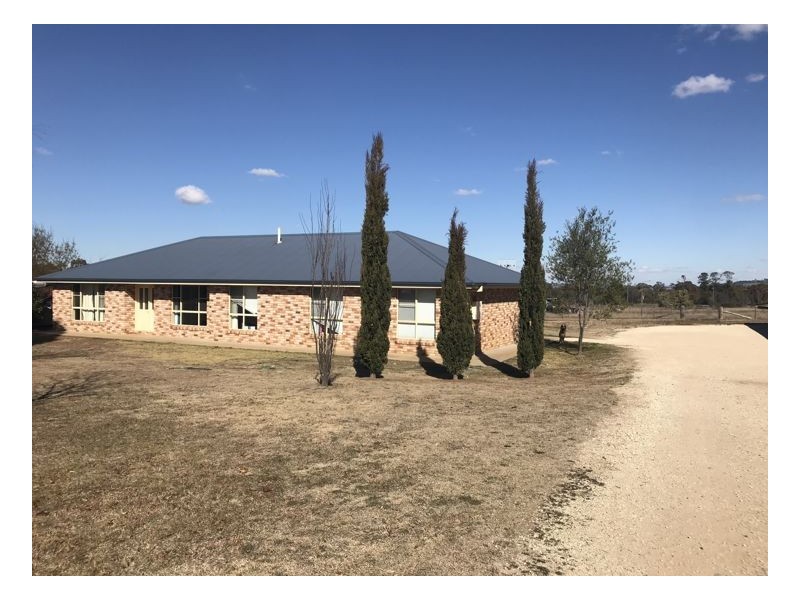 41 Link Road, Armidale NSW 2350