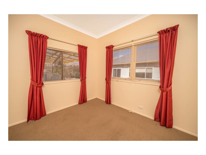 89 Taylor Street, Armidale NSW 2350