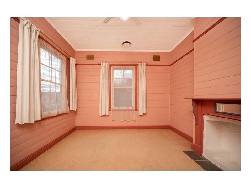 103 Taylor Street, Armidale NSW 2350