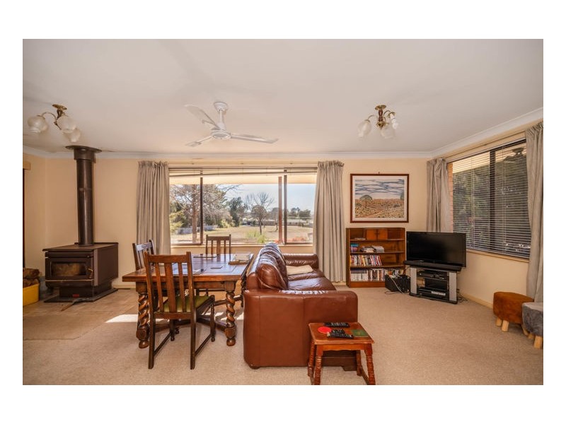 30 Short Street, Armidale NSW 2350