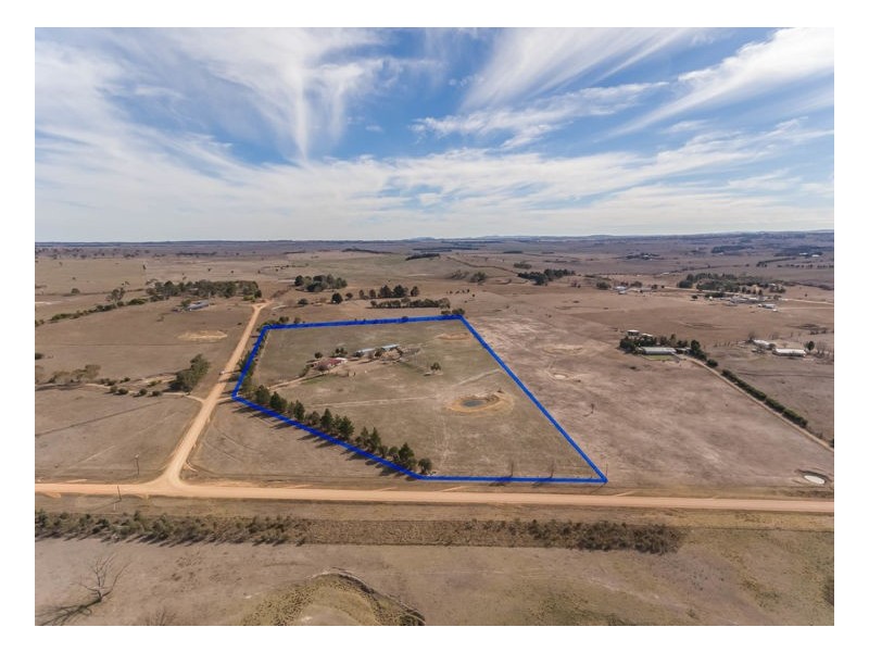 10 Corey Road, Armidale NSW 2350