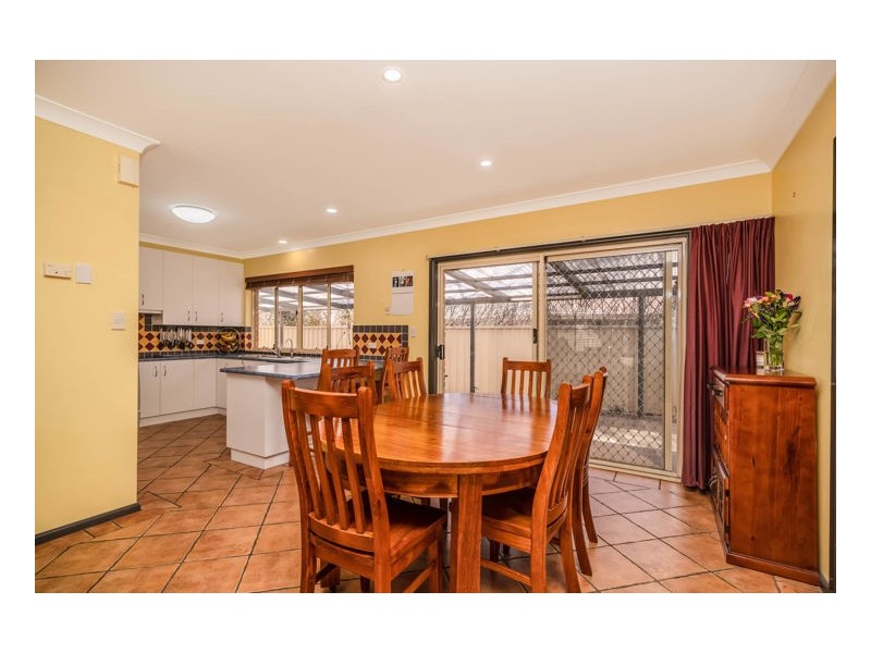 9 Fiona Place, Armidale NSW 2350