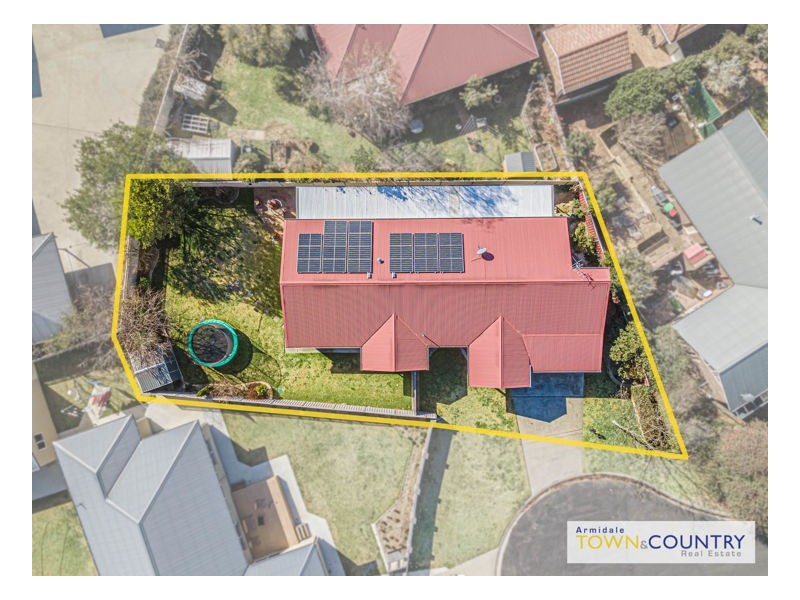 9 Fiona Place, Armidale NSW 2350