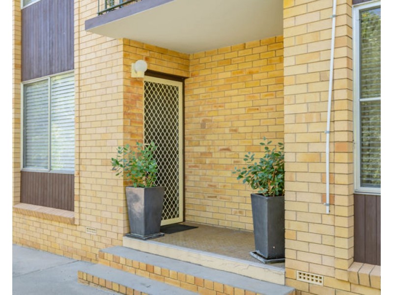 2/95 Brown Street, Armidale NSW 2350