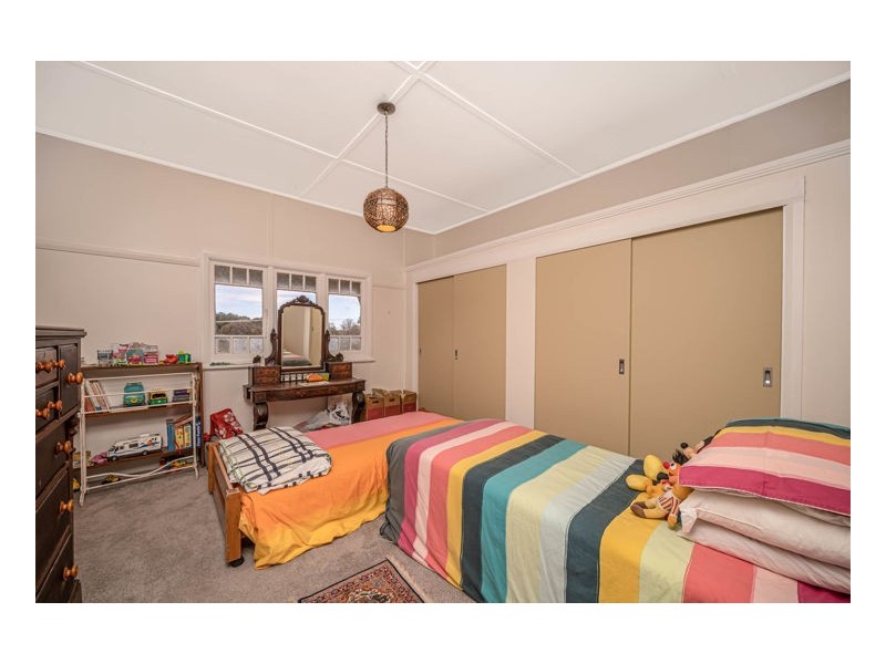 51 Maitland Street, Uralla NSW 2358