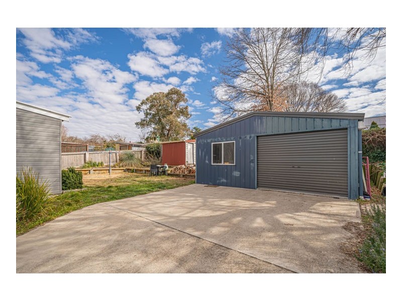 51 Maitland Street, Uralla NSW 2358
