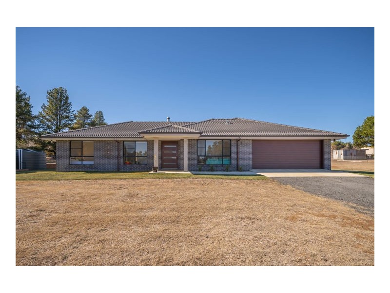 55 Barloo Road, Armidale NSW 2350
