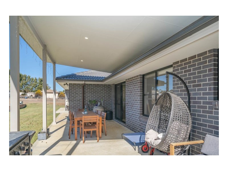 55 Barloo Road, Armidale NSW 2350