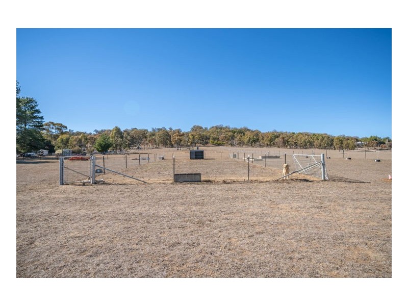 55 Barloo Road, Armidale NSW 2350