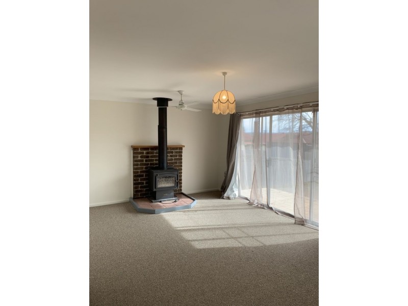 12 Belle Avenue, Armidale NSW 2350