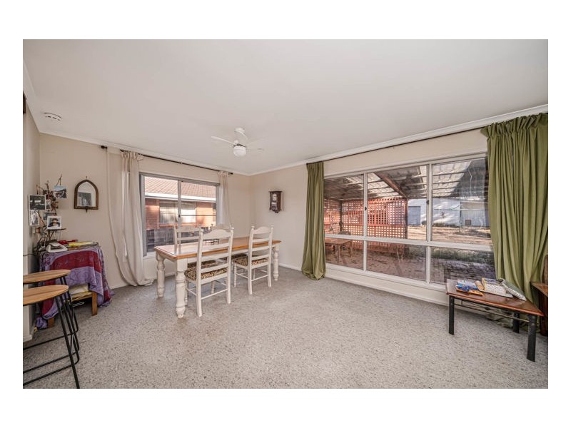 22 James Avenue, Armidale NSW 2350