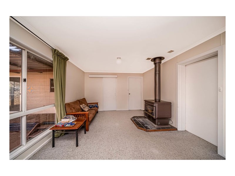 22 James Avenue, Armidale NSW 2350