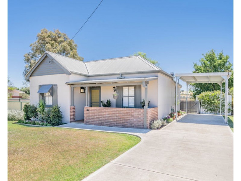26 McCrossin Street, Uralla NSW 2358