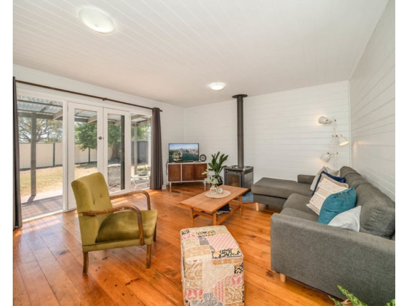 26 McCrossin Street, Uralla NSW 2358