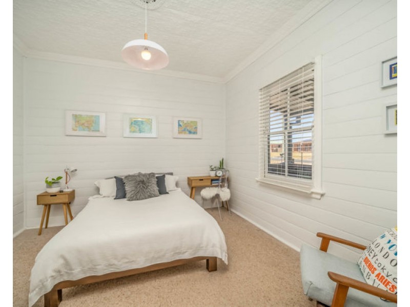 26 McCrossin Street, Uralla NSW 2358