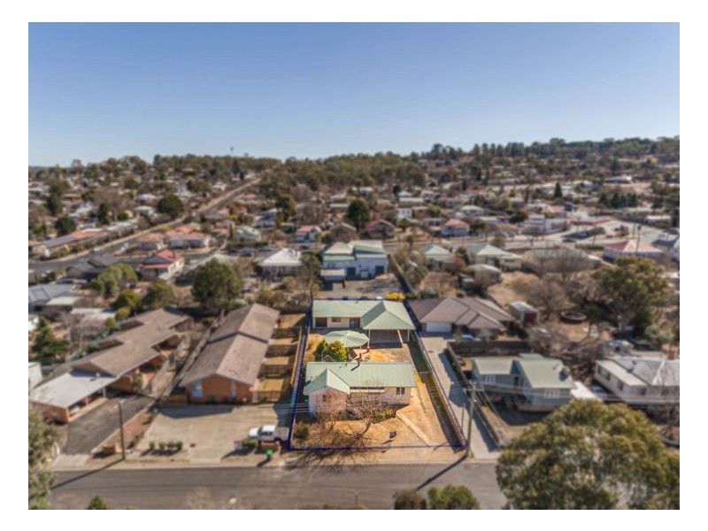 8 Dawson Avenue, Armidale NSW 2350