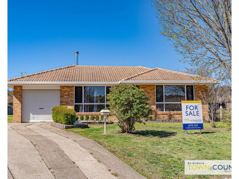 6 Centennial Close, Armidale NSW 2350