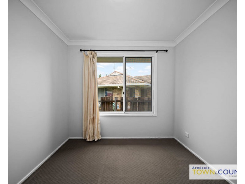 6 Centennial Close, Armidale NSW 2350